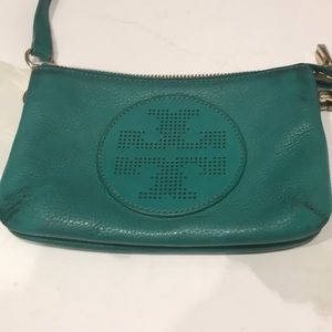 Small Tory Burch green purse with broken strap